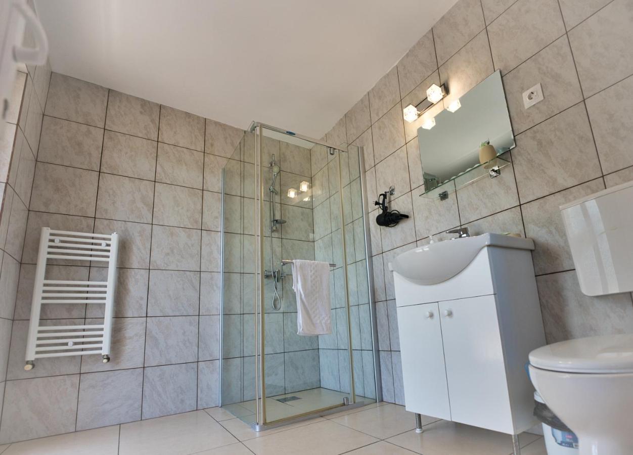 Vila Victoria Râmnicu Vâlcea Dış mekan fotoğraf
